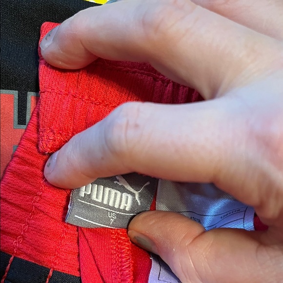 Puma Black and Red Kids' Shirt & Shorts Se Size 7. *Please Read Description!* - Picture 10 of 16